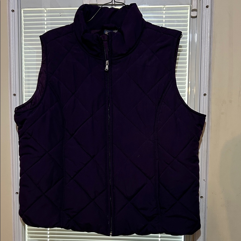 EUC Women's Quilted Vest in Deep Purple
